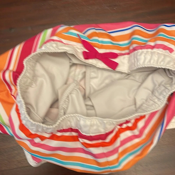 Lands End striped girls swim shorts size 16 - Picture 4 of 4